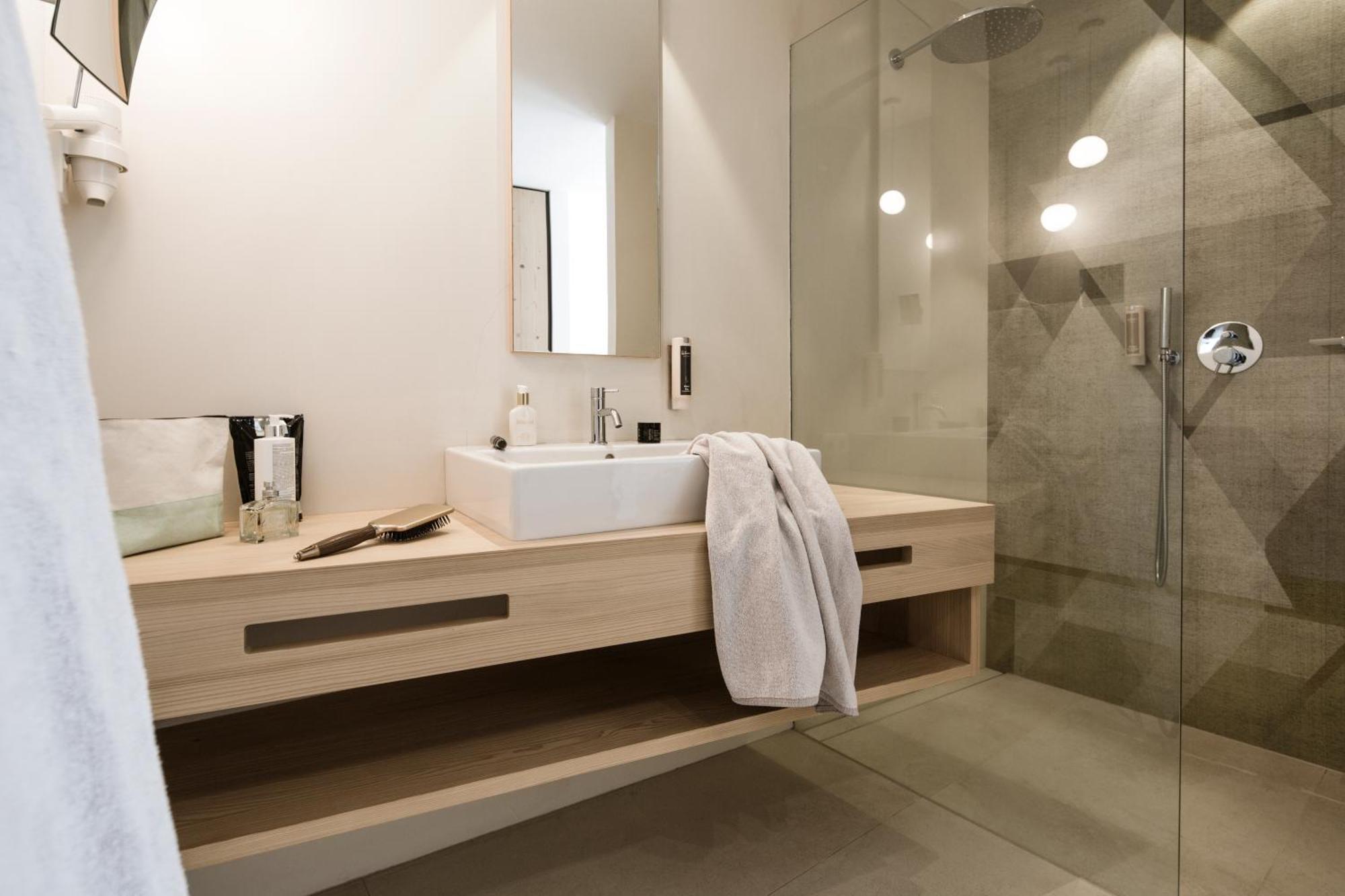בורגוסיו Hotel Weisses Kreuz חדר תמונה