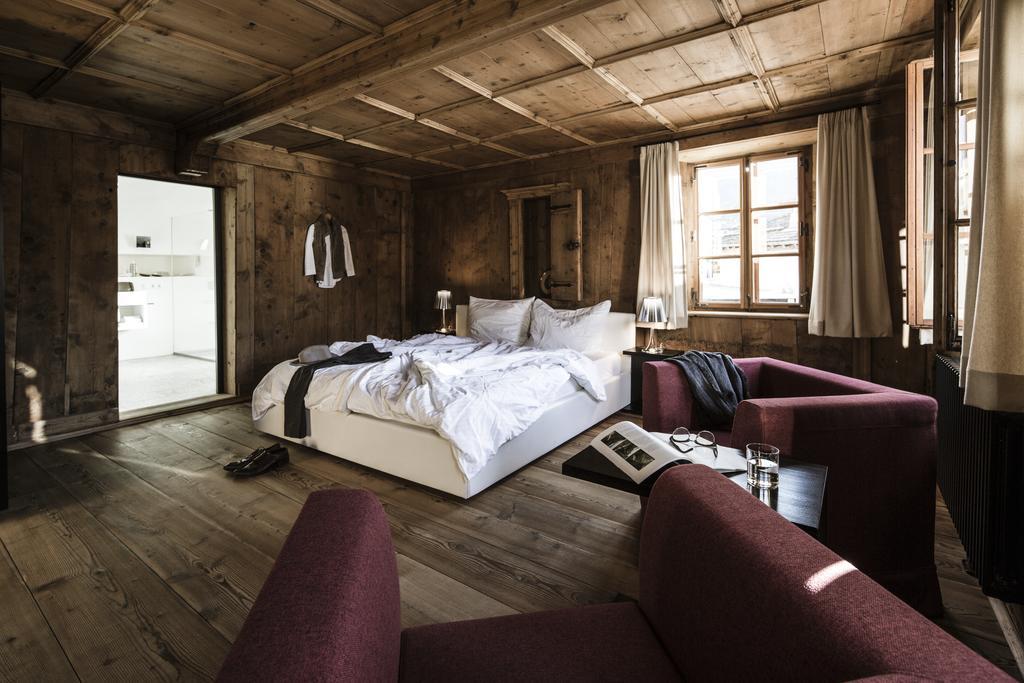 בורגוסיו Hotel Weisses Kreuz מראה חיצוני תמונה